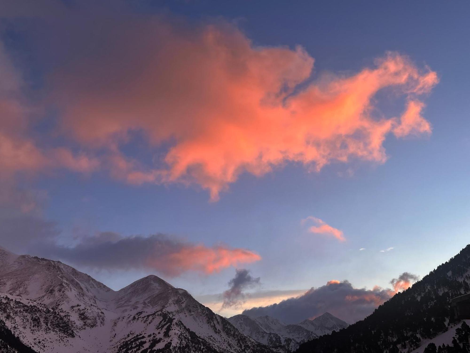 Apartaments Turistics Conseller Andorra la Vella Bagian luar foto